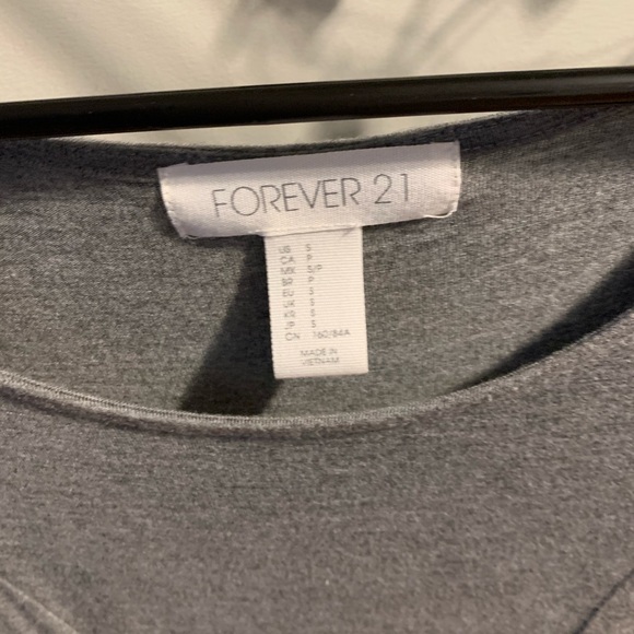 FOREVER 21 SIMPLE GRAY DRESS - Picture 3 of 3